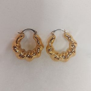 24k GOLD PLATED LIGHT WEIGHT FASHION HOOP EARRINGS